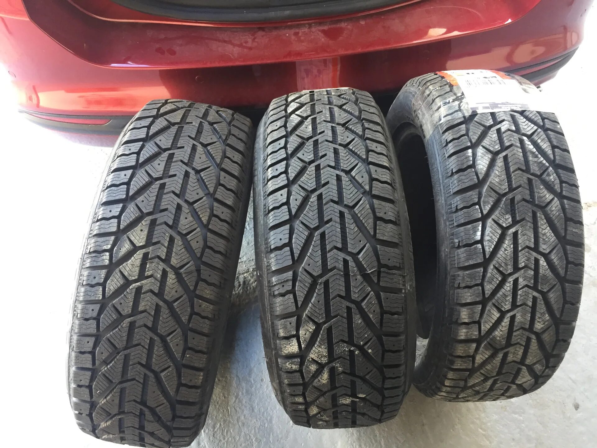 225 55 17 зимняя купить. Tigar SUV Winter 225/55 r17 101v XL. Резина Tigar Winter 225/55 r16. Tigar Winter 205/55 r16. 225/60/17 Tigar SUV Winter.