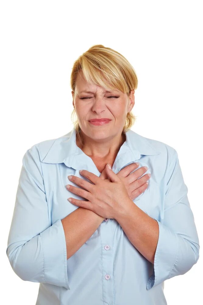 Нехватка воздуха боли в грудной клетке. Отдышка. Женщина с больным сердцем. Одышка.