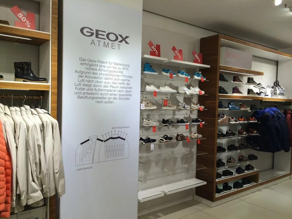 Сайт геокс интернет магазин. Geox магазин. Геокс в Пулково аутлет. Geox Словакия. Магазины геокс фото.