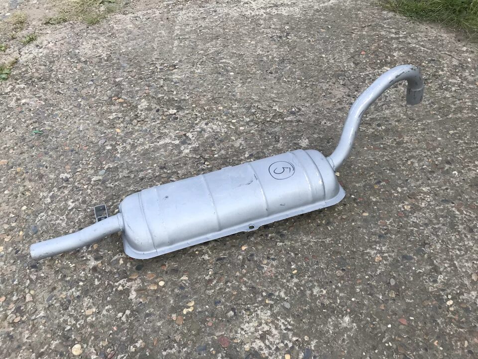 Дополнительный глушитель ваз 2107 инжектор. Глушитель 2107 инжектор. Глушитель 2107 инжектор. Глушитель ваз 2104 инжектор. Глушитель ваз 2107 2104.