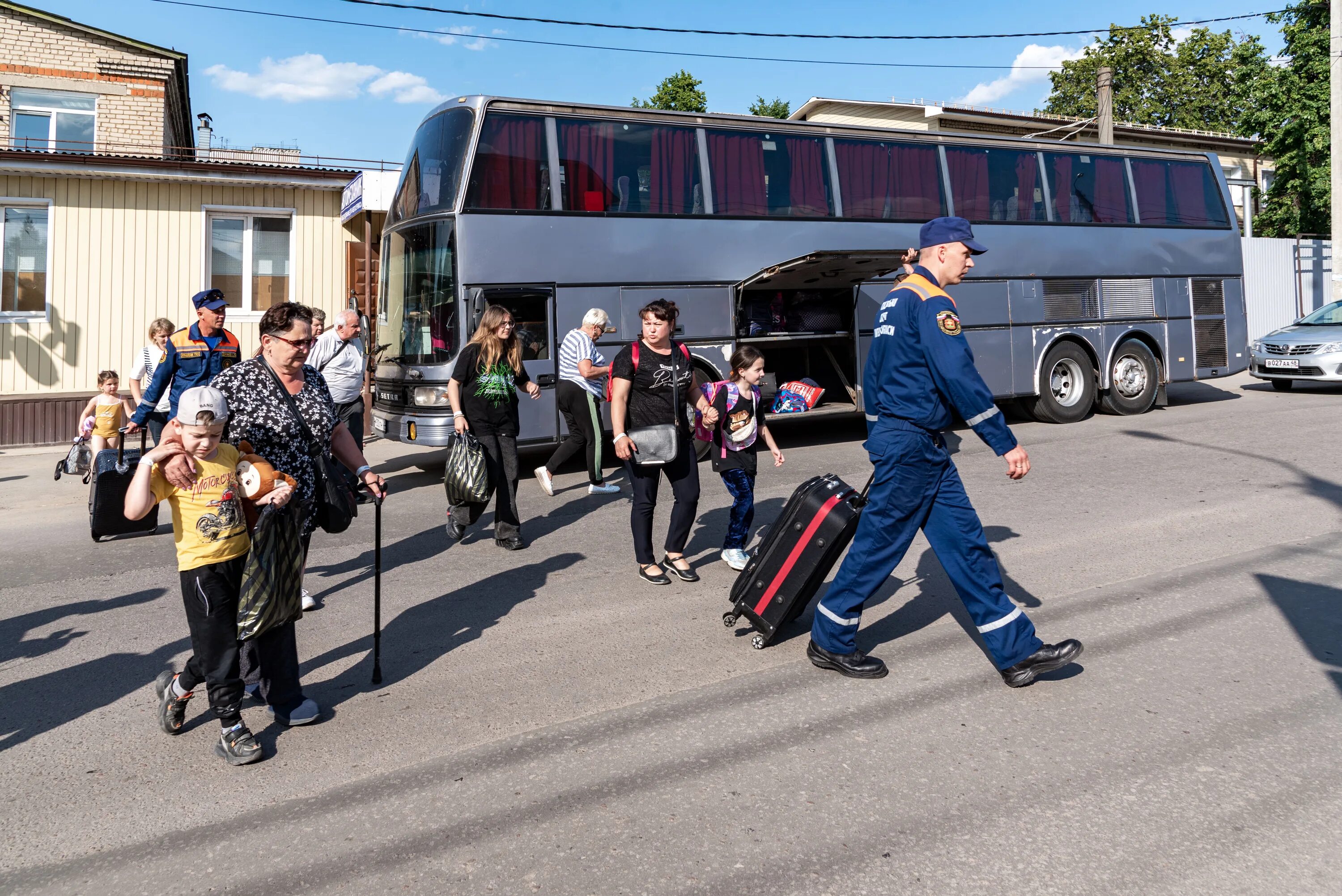 Пвр для белгородцев. Эвакуированные из Белгородской области. Эвакуация Шебекино. Эвакуация жителей Белгородской области. В Белгороде эвакуируют людей.