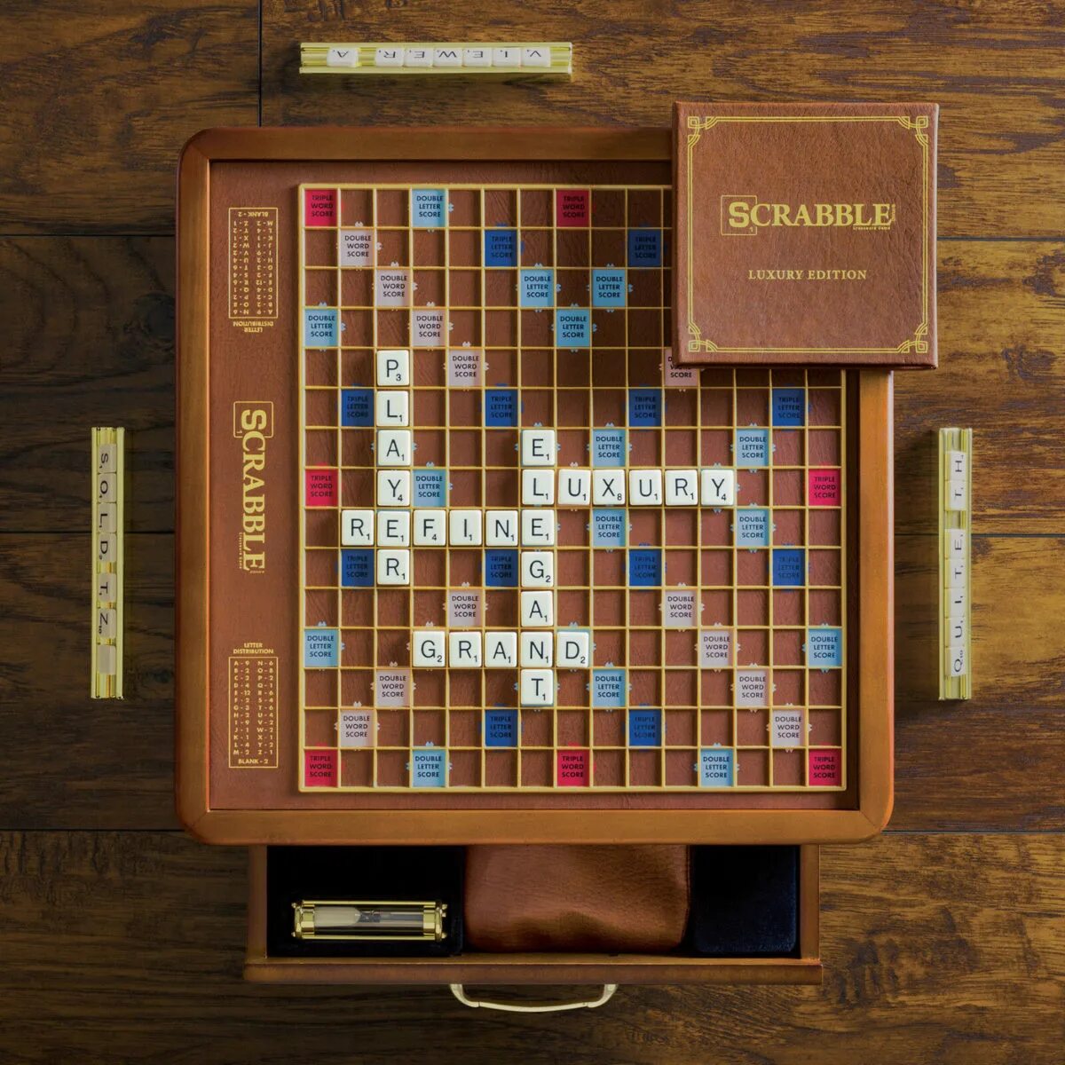 Эрудит Скрабл игра. Настольная игра Скрабл Scrabble. Эрудит Скрэббл деревянный. Скрабл или Эрудит.