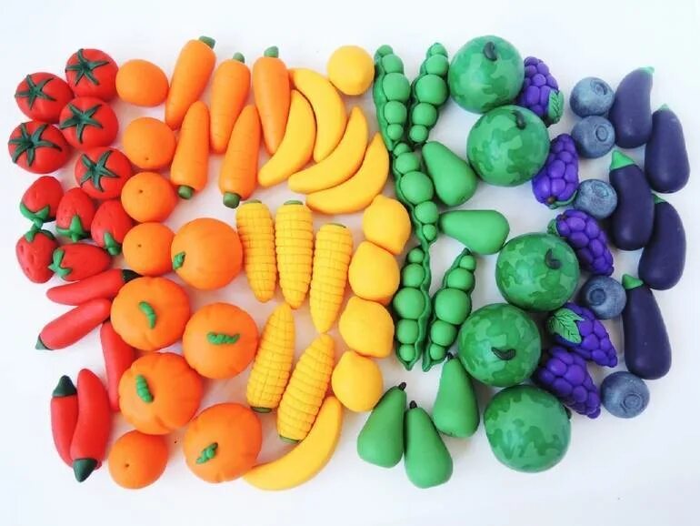 Поделки из пластилина для детей еда. Еда из пластилина. Лепка пластилином. Лепка предметов. Лепка предметов.