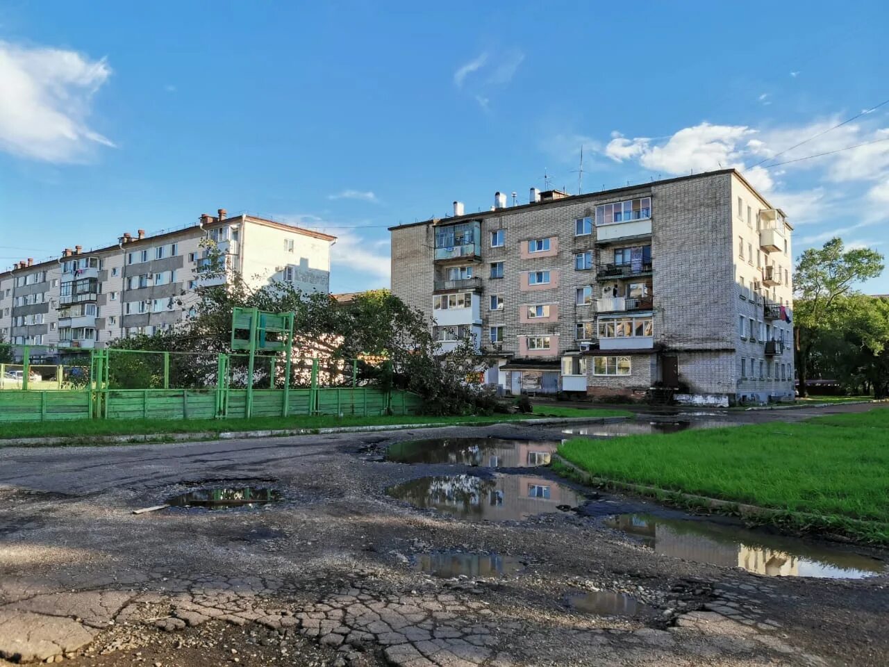 Работа в городе биробиджане. Биробиджан. Набережная 12 Биробиджан. Биробиджан Хабаровский край. Биробиджан окраина.