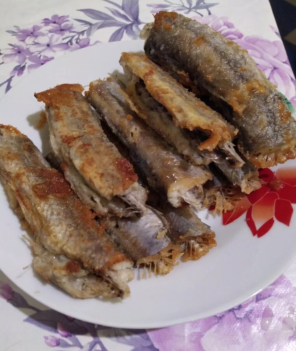 путассу рыба жареная на сковороде. путассу рыба жареная на сковороде. блюда из путассу. путассу. как пожарить рыбу путассу.