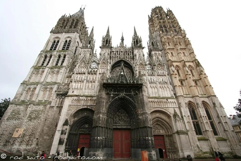 Famous cathedral. Аббатство сент-Уэн. Аббатство сент-Уэн Руан. Сент Уэн в Руане.