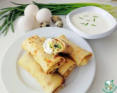 Блинчики с яйцом рисом и зеленым луком