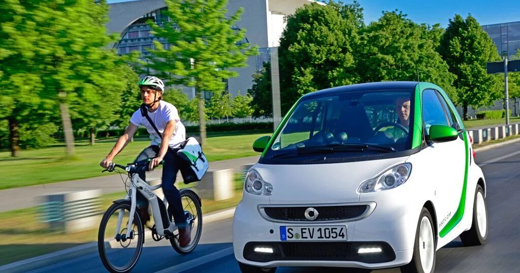 Smart Fortwo электромобиль. Smart Fortwo Electric Drive, 2015. Smart Fortwo Electric Drive. Экологичные автомобили. Покажи электрические машины