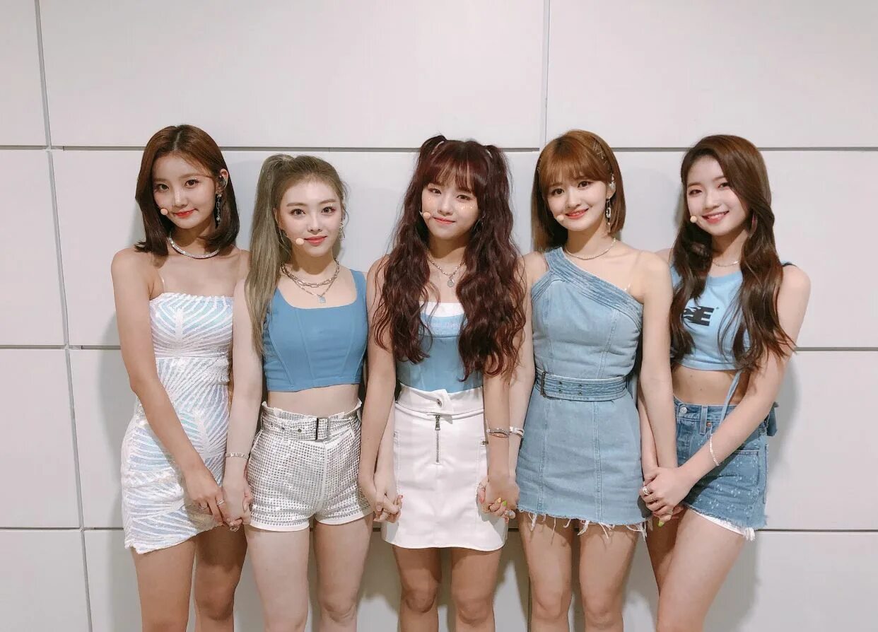 Study with k pop. Saturday группа корейская. saturday группа участницы. стейси кпоп. kpop girls group 2025.