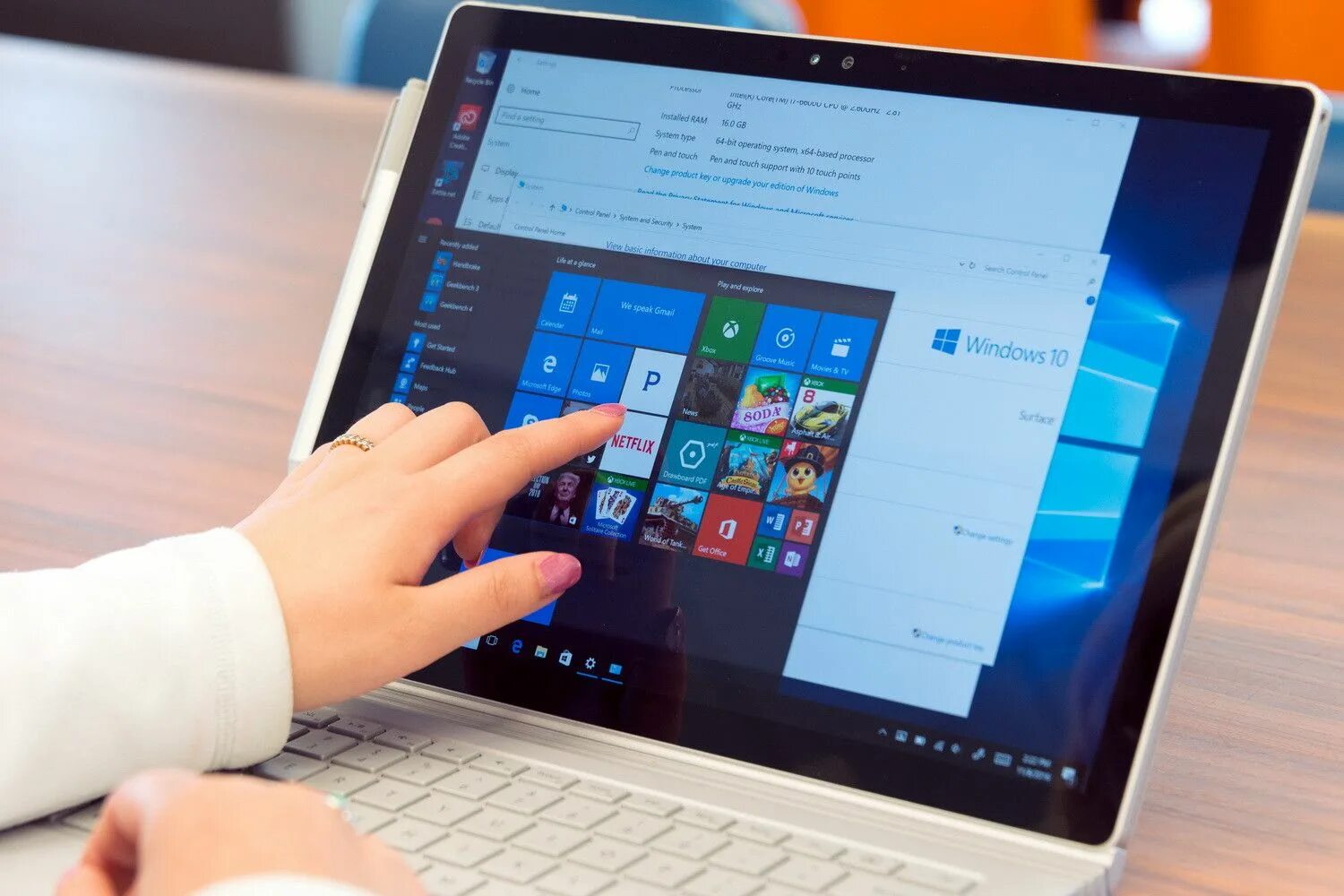 Microsoft windows surface. Виндовс 10 surface pro. майкрософт сурфейс бук 4. планшет майкрософт виндовс 10. microsoft surface 2 система.