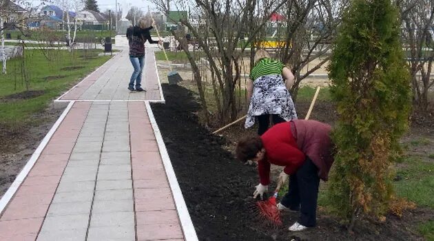 Субботник в Тимирязево Новоусманского района Воронежской области.