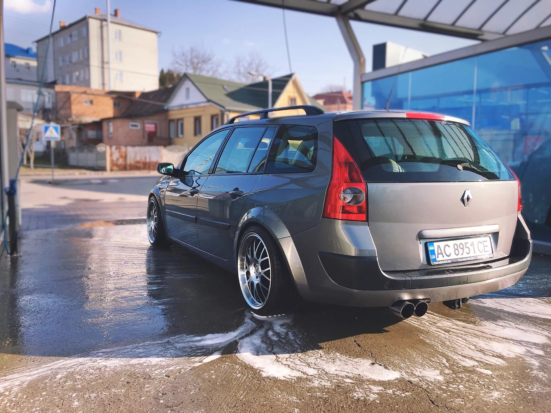 K 2 universal. Renault Megane 2 стенс. Renault Megane 2 stance. Рено Меган 2 универсал стенс. Renault Megane 2 универсал.