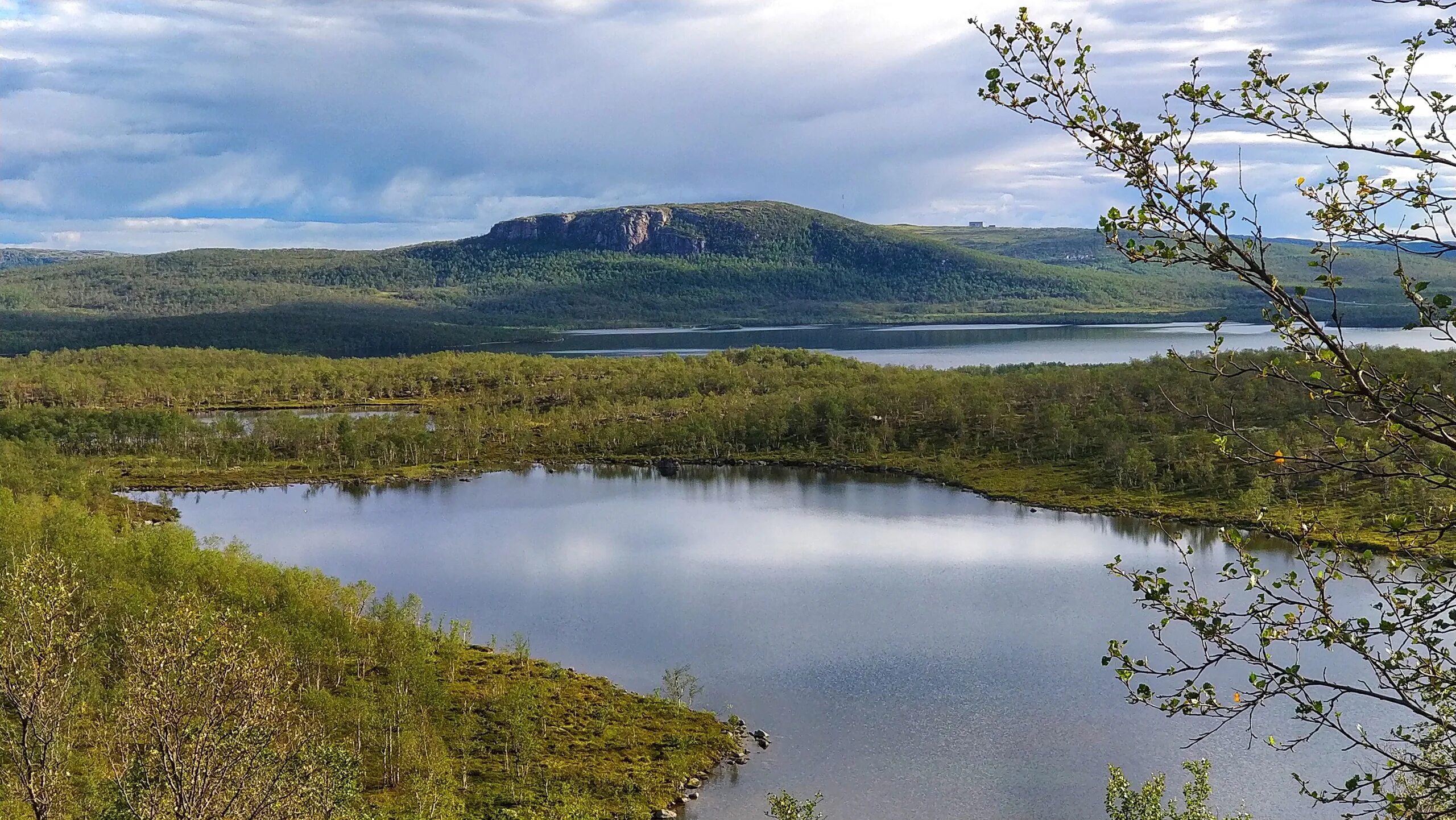 Село им п Осипенко Хабаровский край. П Осипенко Хабаровского края фото. Сопка двух братьев Хабаровск озеро. Марафон Мурманск фото озеро сопки. Погода осипенко хабаровский край