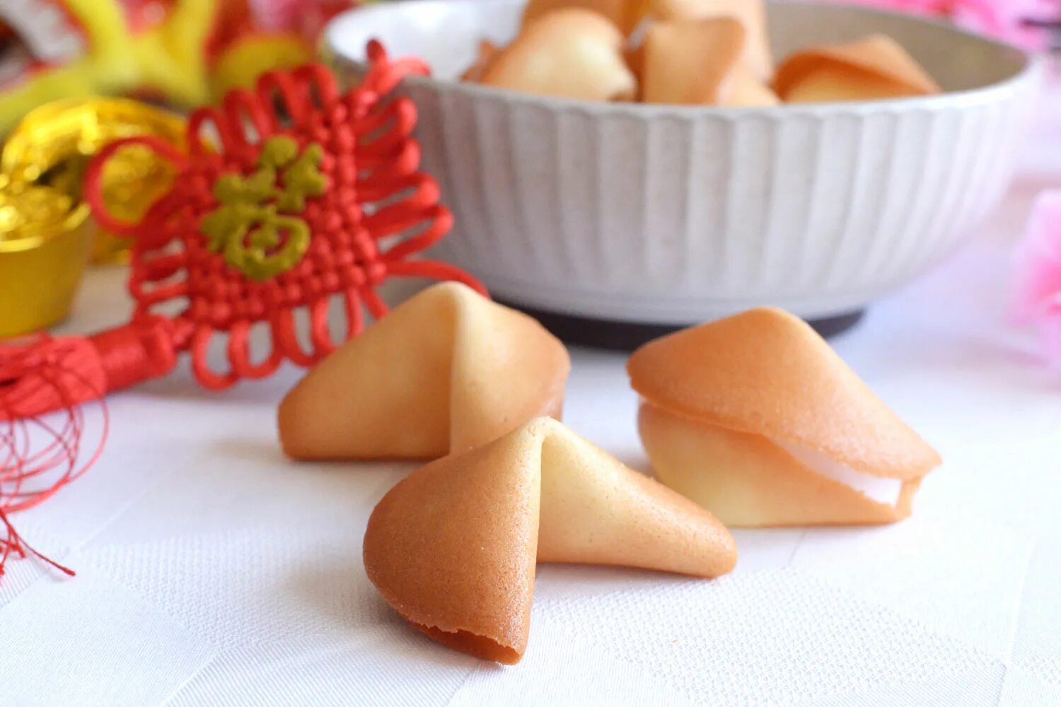 Fortune cookie. Fortune cookies USA. Fortune cookie Wall. Fortune cookies