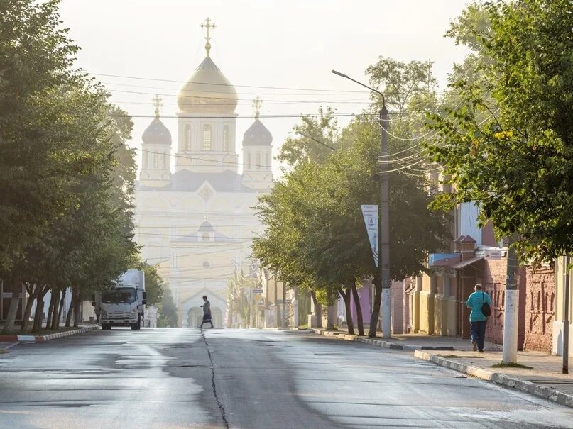 Время в городе елец. Елец кремль. город елец весной.