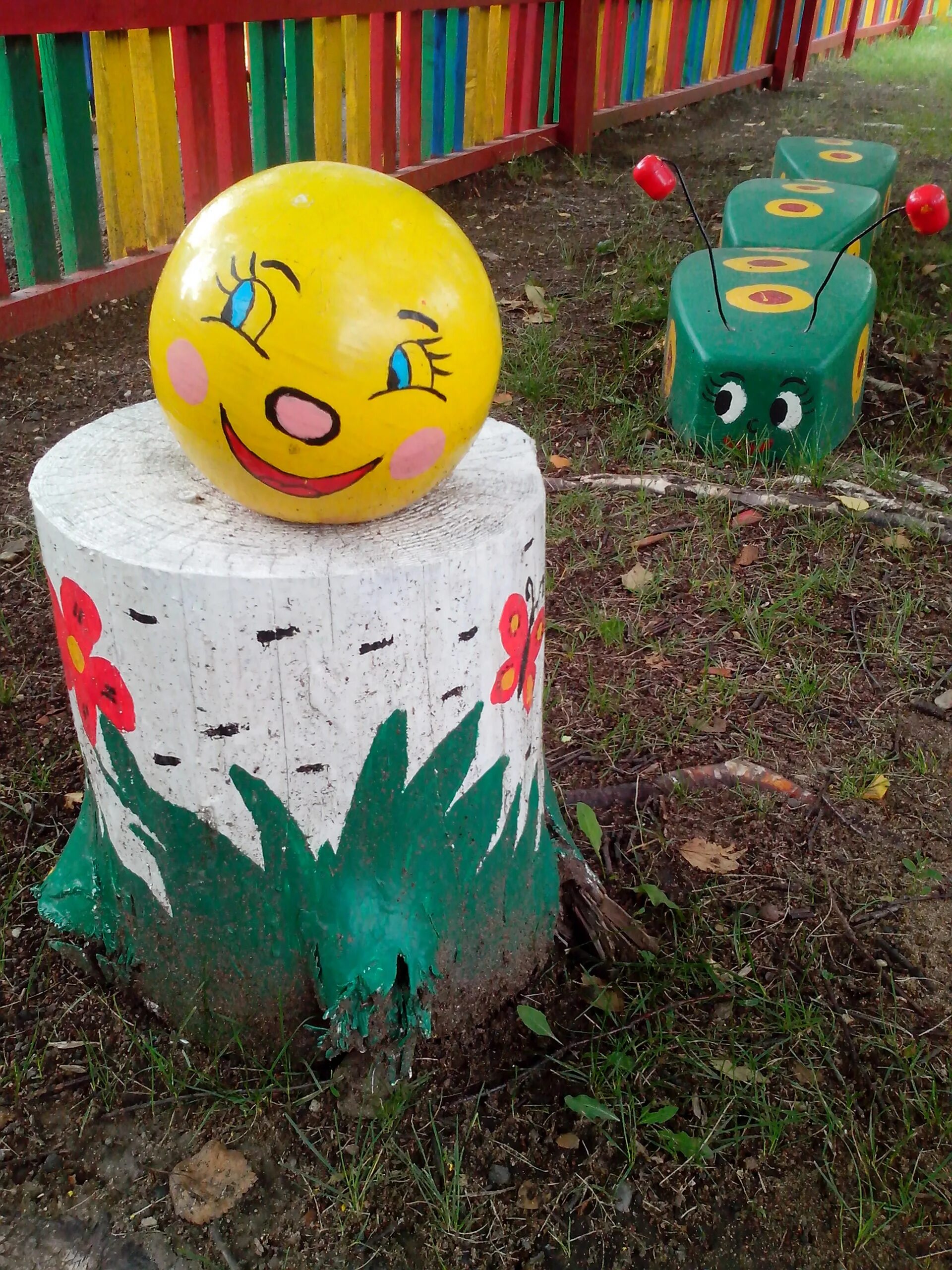 Постройки для детей на участке. Что сделать на участке детского сада. Что сделать на участке детского сада. Площадка в детском саду. Счеты на участок в детский сад.