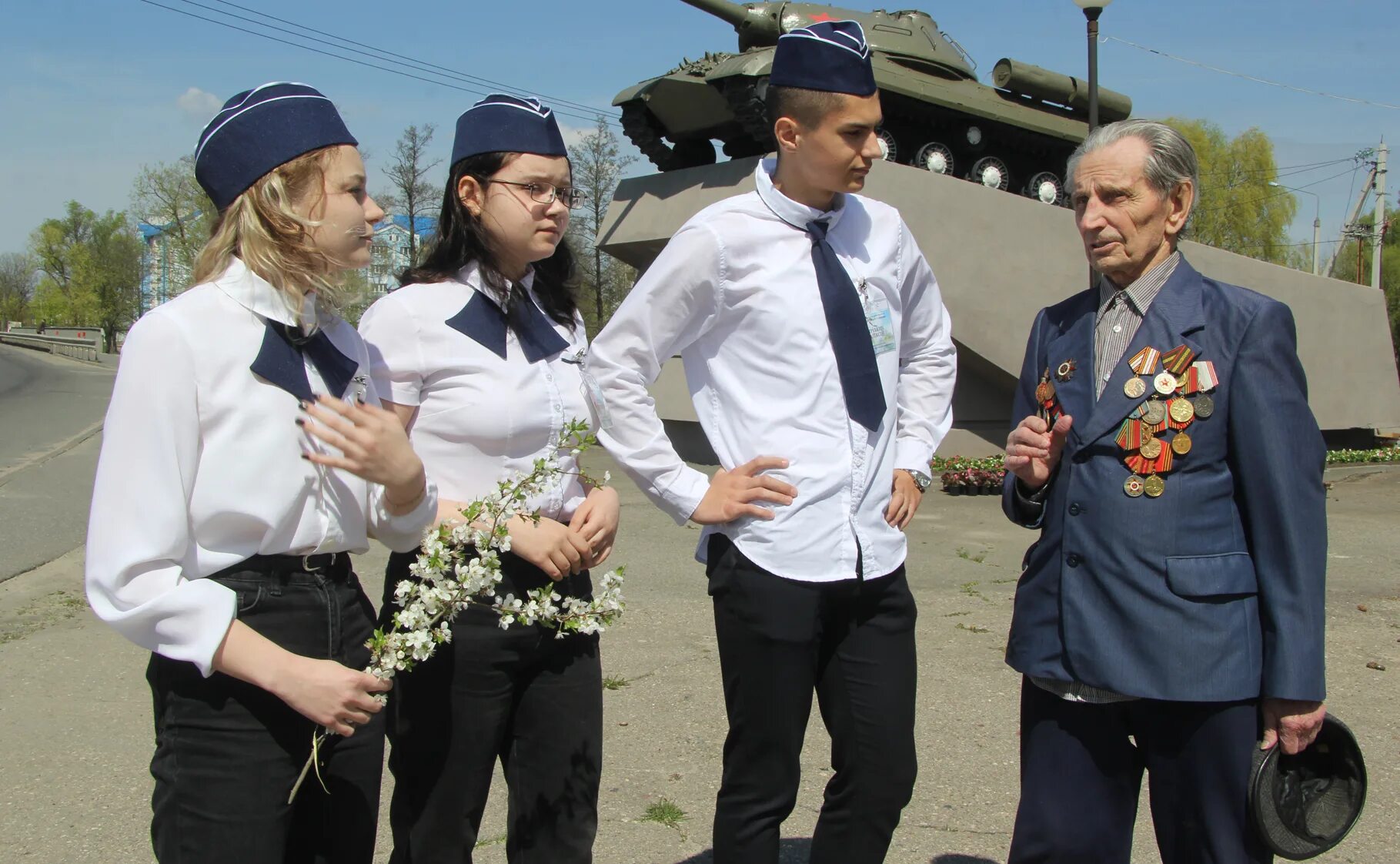 Услышать жителей
