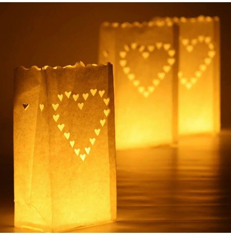Бумажные фонарики. Светящиеся фонарики. Фонарик из бумаги. Фонарик для свечи.