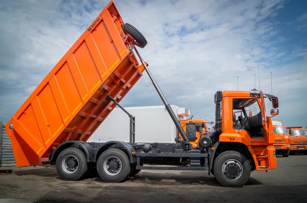 Хово лизинг узбекистон. Фура ситрак. Выбираем самосвал. Самосвал маз-65262l-510-000. Камаз 6520 самосвал евро 5.