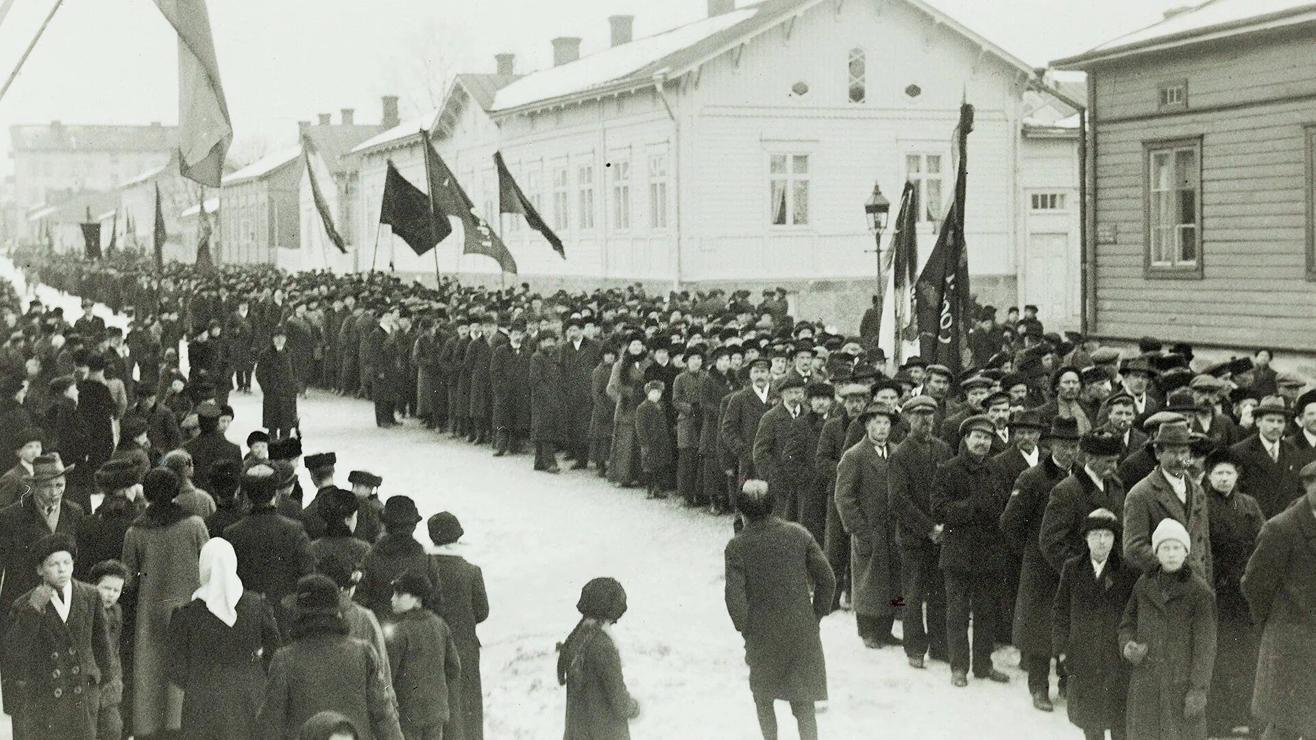Революция в Финляндии 1918. Сейм Финляндии 1917. Финляндия в революции 1917. Финская красная гвардия 1918.