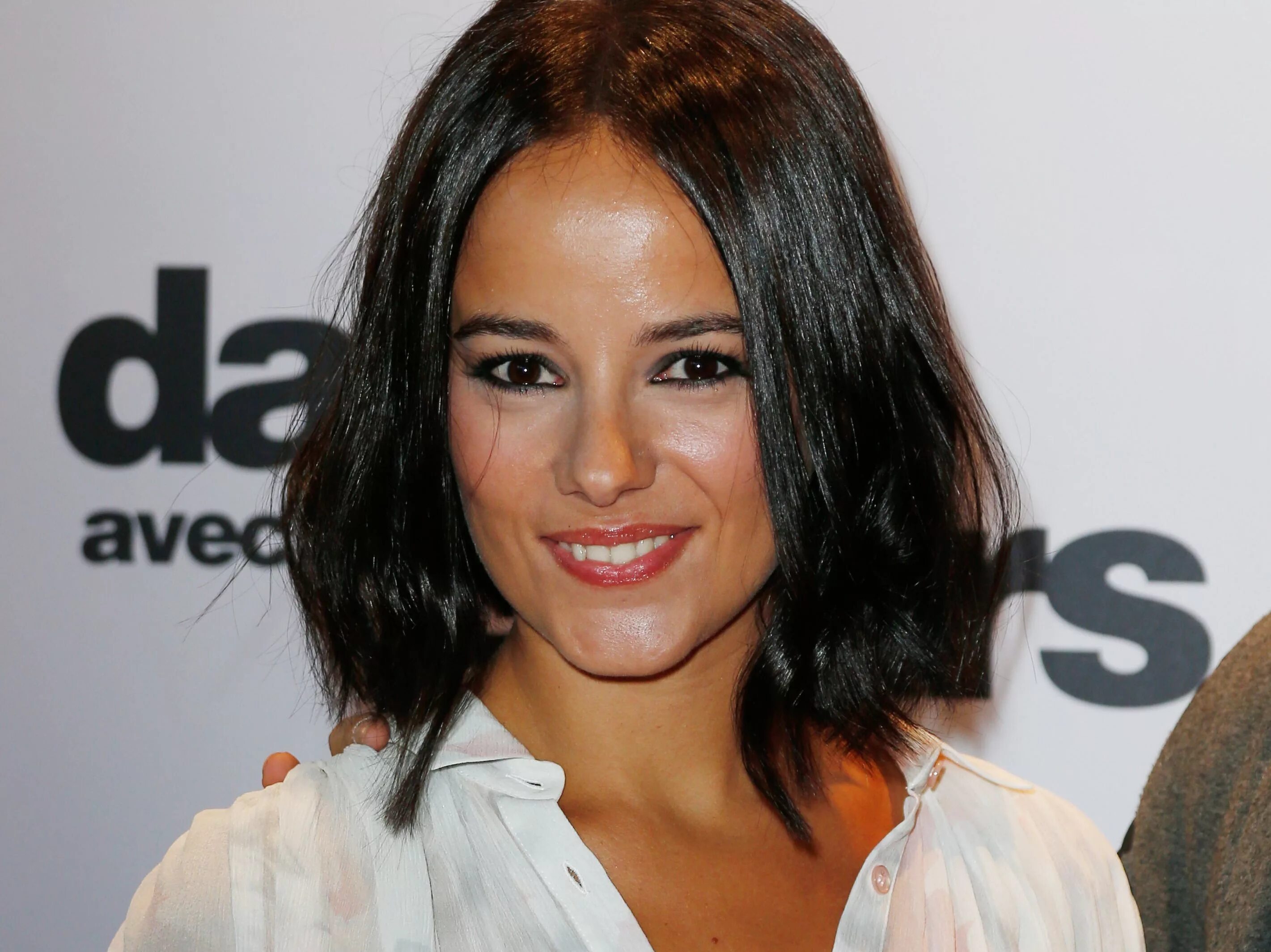 Lizwi певица. Alizee певица. Alizee сейчас. Французская певица Alizee сейчас. Alizee певица сейчас.