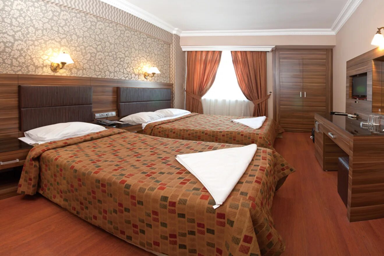 Istanbul grand bazaar hotel logo. Гранд плаза отель стамбула. Bazaar hotel 3* (лалели). Hotel bazaar стамбул. Bazaar hotel s class / 3* (laleli).