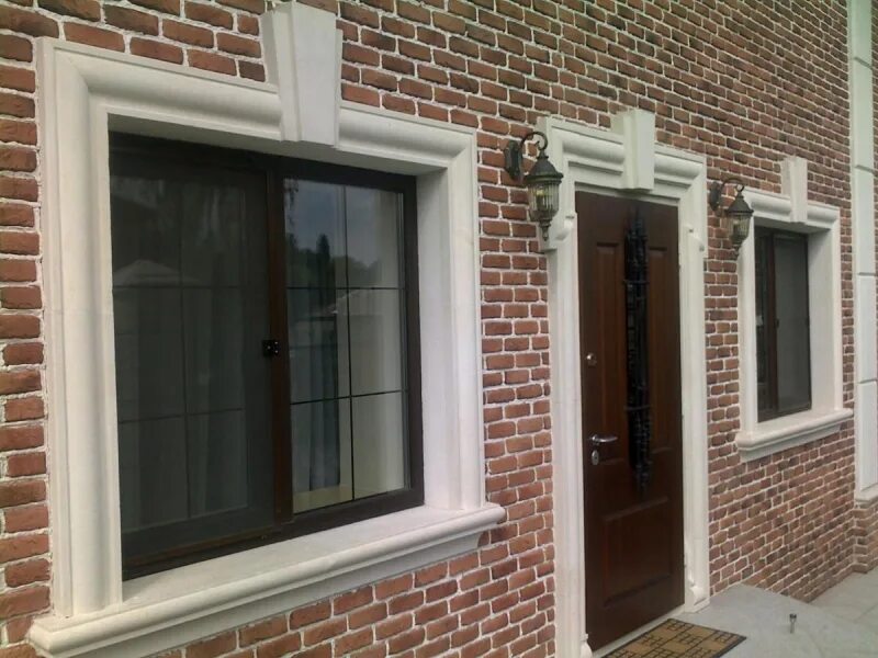 отделка окон и двери. оконные наличники альта профиль. декоративное обрамление окон. наличники на окна альта профиль. отделка окон и двери.