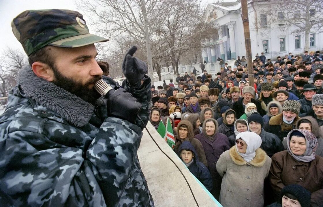 Зелимхан Яндарбиев 1993. Чеченский терроризм