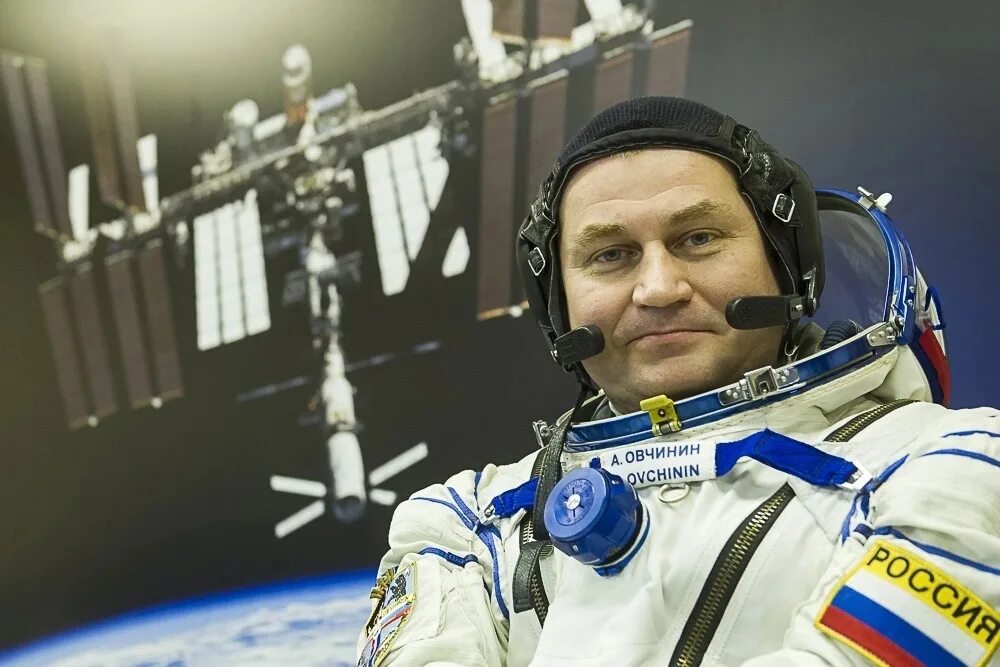 Современные российские летчики космонавты