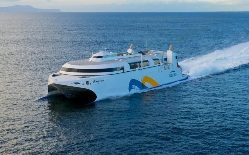 Катамаран Ferry. Паром-катамаран «Франциско». Катамаран hsc150b. Hsc200 катамаран. Быстроходные пассажирские суда