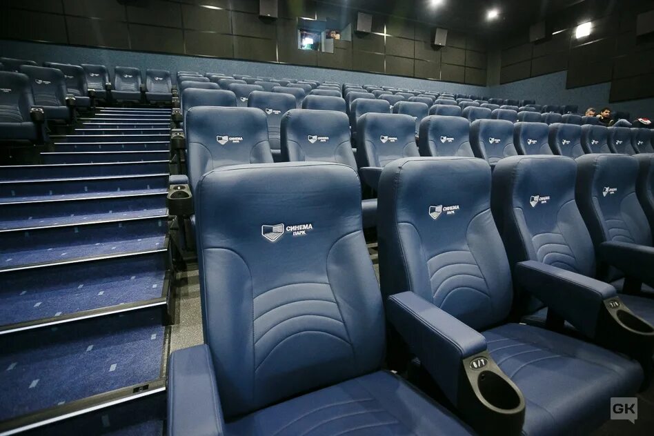 Синема парк бутово молл. Парк молл синема. Парк молл синема. Синема парк радуга на парке победы. Синема парк радуга вип зал.