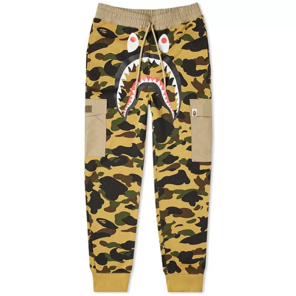 Штаны бейп шарк. Штаны bape tiger. Bape adidas штаны. Штаны bape. Джинсы бейп шарк.