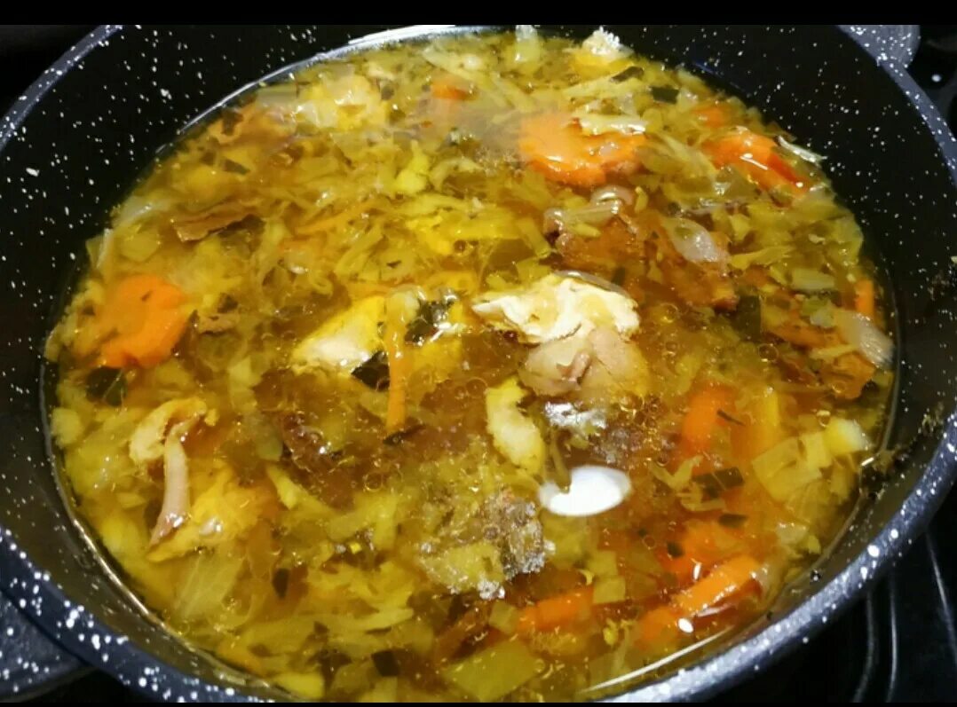 Щи из черной капусты. Как варить серые щи. Серые щи из крошева. Серые щи крошево великий новгород. Серые вологодские щи из крошева.