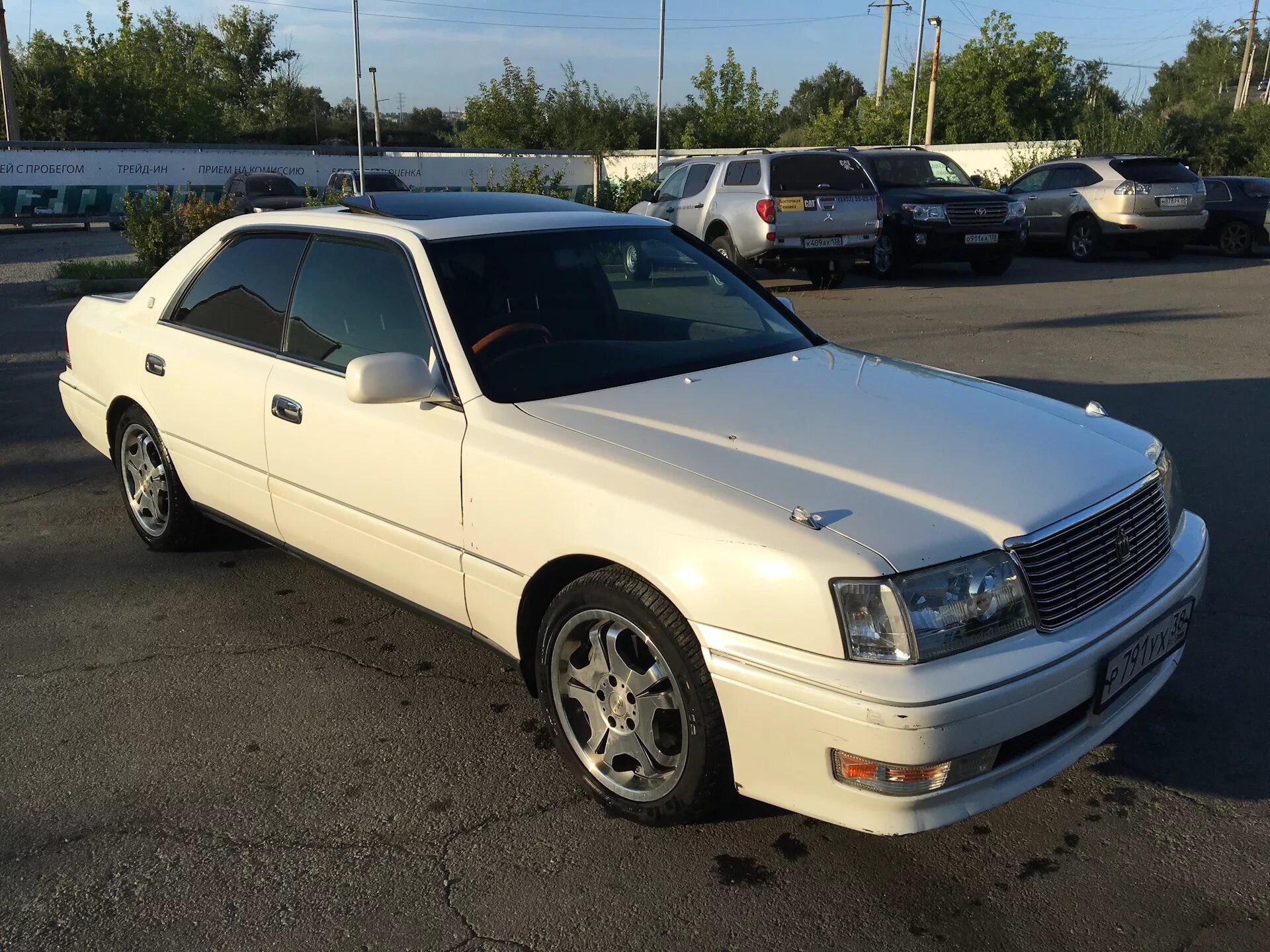 Продажа тойота краун. Toyota Crown s150 stock. Toyota Crown 1998 s150. Toyota Crown 3.0. Toyota Crown s151 1998.