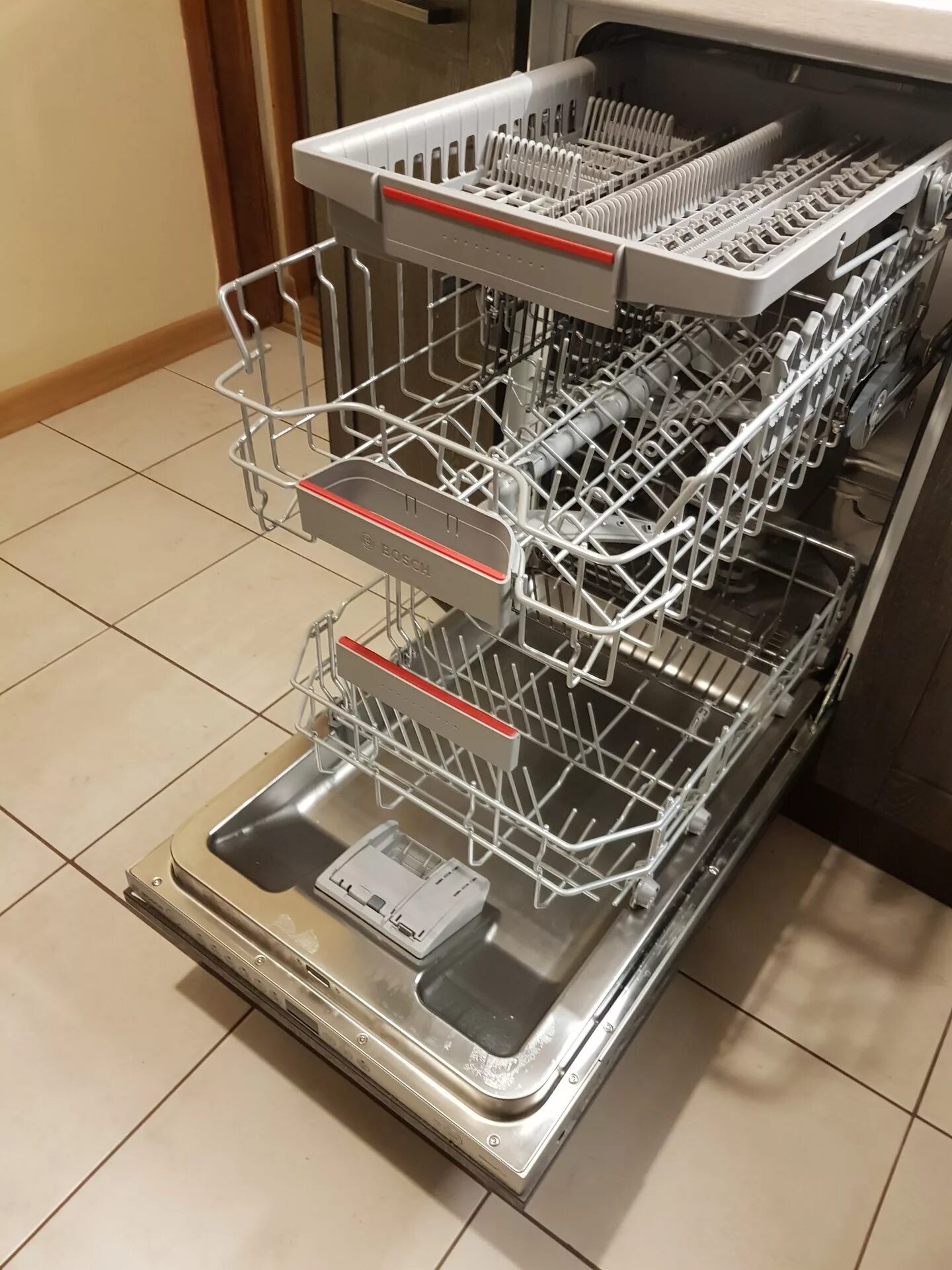 посудомойка whirlpool 45 см встраиваемая. размещение столовых приборов в посудомоечной машине. для ложек в посудомоечную машину. вилка посудомоечной машины. Gorenje gs53314w.