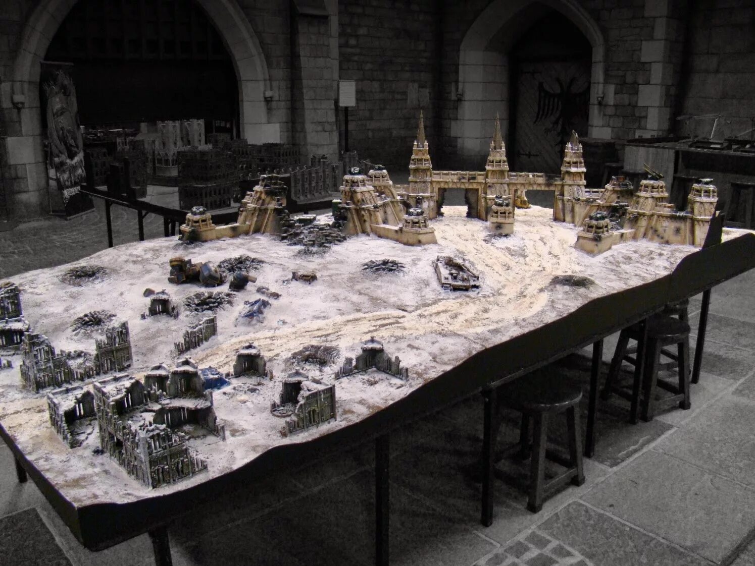 Стол для вархаммер 40000. Империя тау миниатюры. Стол для вархаммер 40000. Столы вархаммер. Столы вархаммер.