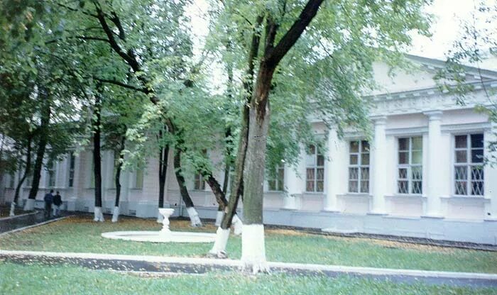 педагогический институт имени крупской. мгоу бывш мопи им н к крупской. мгоу здание на бауманской. мгоу бывш мопи им н к крупской. мгоу университет москва.