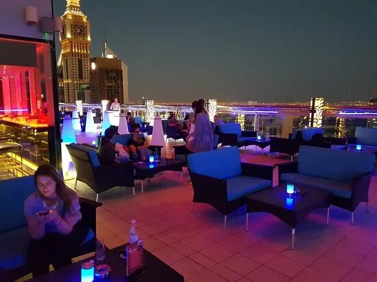 Level 43 sky lounge. Скай лаунж 43 дубай. sky lounge 43 дубай. бар level 43 дубай. level 43 sky lounge дубай.