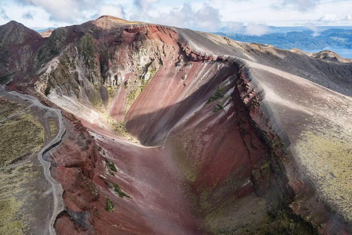 Рифтовая долина исландия. Тектоника гор. Тектоника гор. Строение тектонических плит на карте мира. Сионская гора.