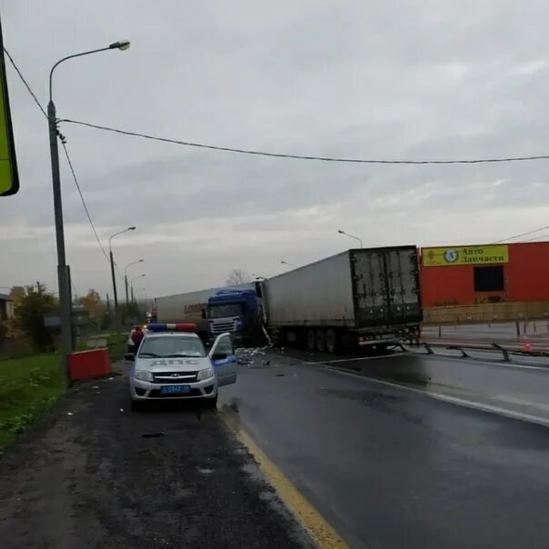 Автобус петушки покров сегодня. Пробки на трассе м7 сейчас Петушки Покров. Пробки Петушки Покров м7 сейчас. Пробка Петушки трасса м7. Авария в Петушках на трассе м 7.