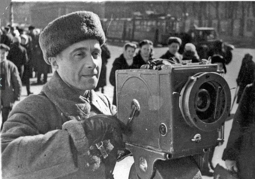 Фронтовые корреспонденты великой. Фронтовые корреспонденты великой. Фронтовые корреспонденты великой. Фронтовые корреспонденты 1941 1945. Фронтовые корреспонденты великой.