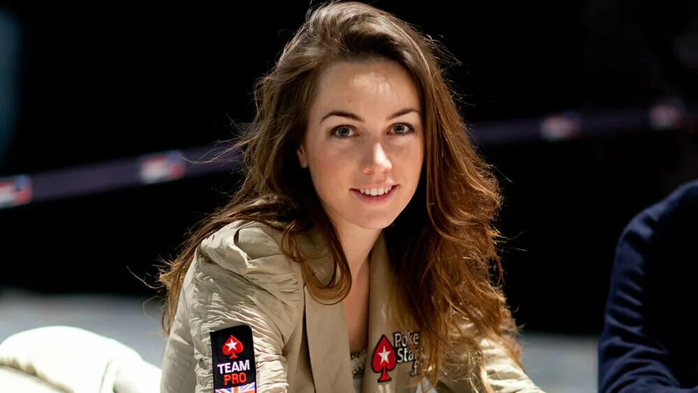 Liv Boeree. Лив Боэри Покер. Покеристка Лив Боре. Лив Боэри 2023.