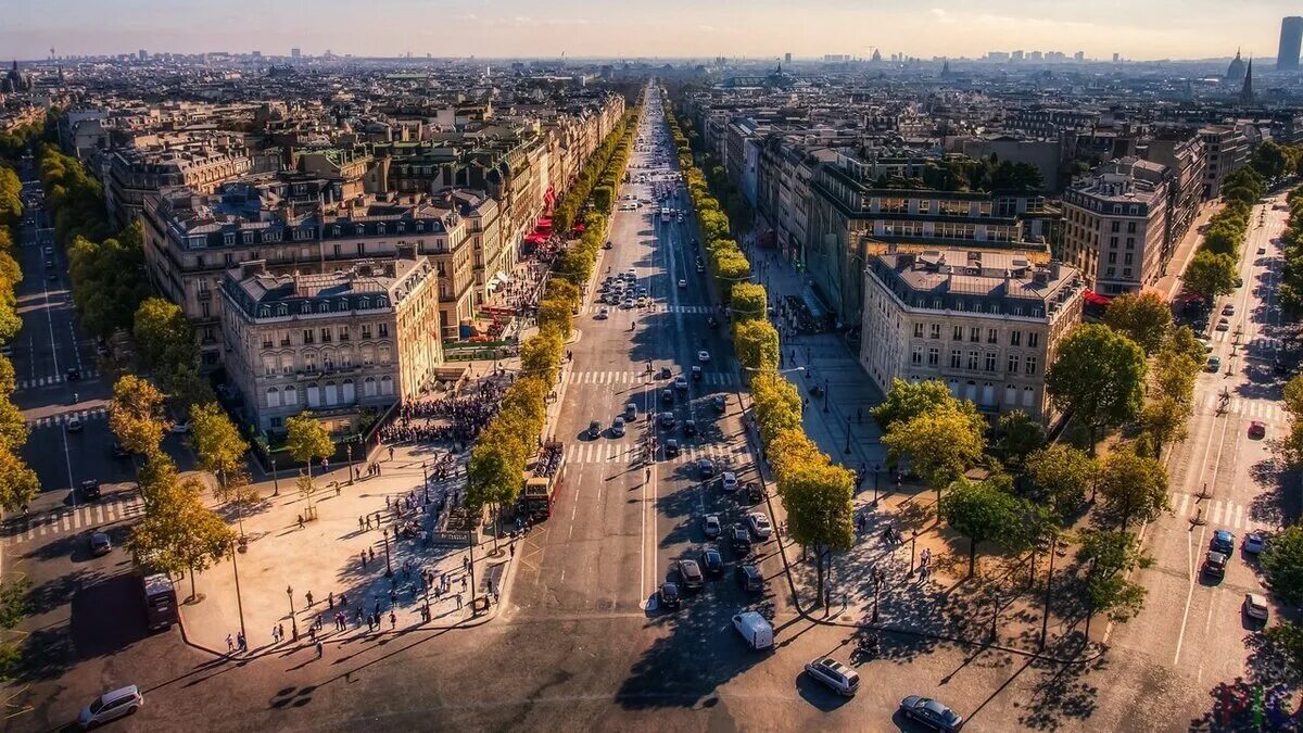 Елисейские поля в париже фото Paris’s Champs-Élysées Is Undergoing Massive Changes Condé Nast Traveler
