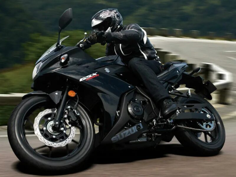 Каюха мотоцикл. Suzuki sport bike. suzuki gsx 8s. сузуки мотоцикл настоящий. черный мотоцикл.