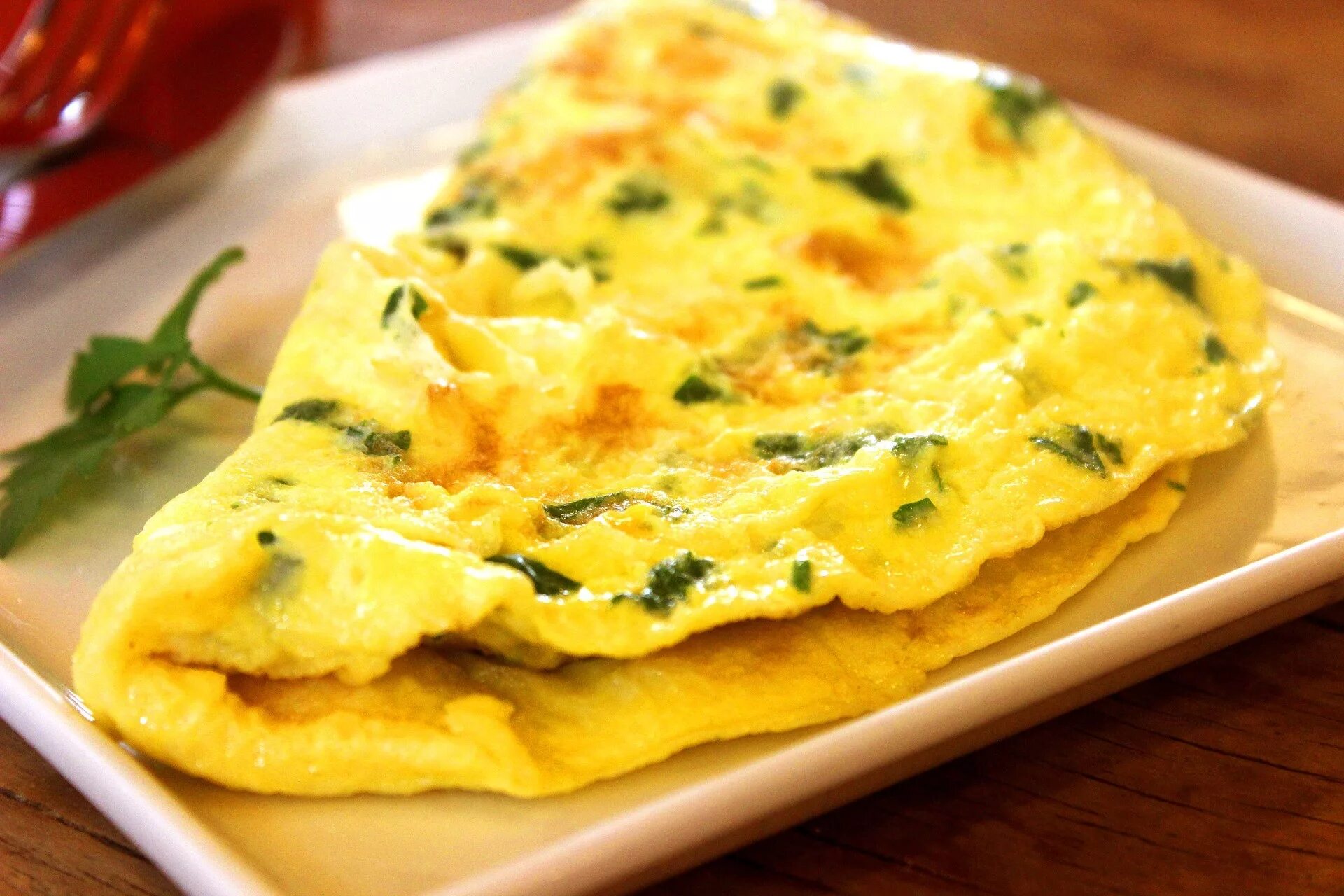 Cheese omelette. Омлет по денверски. Красивый омлет. Омлет с сыром на сковороде. Масала омлет.