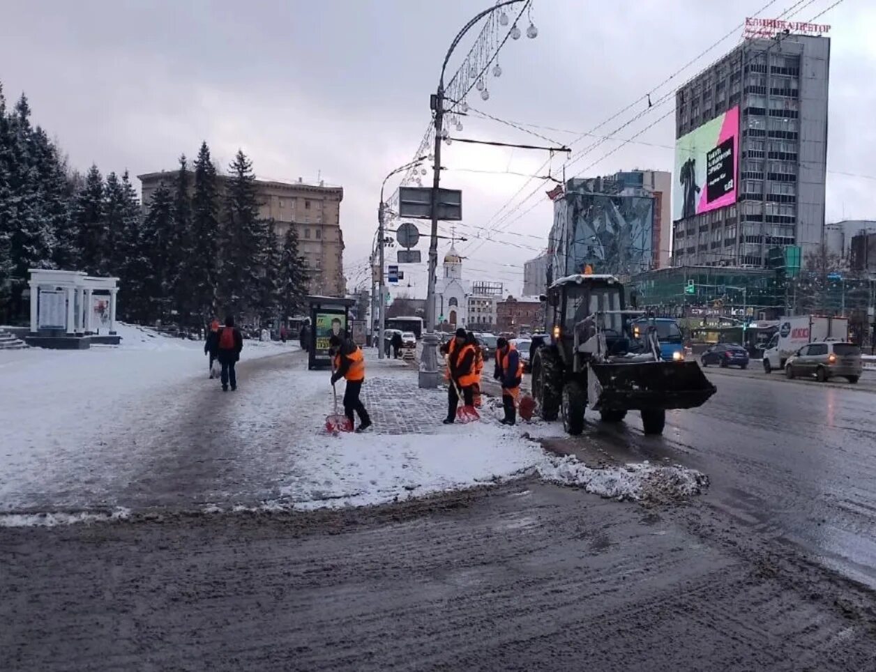 27 ноября новосибирск. Новосибирск в ноябре. Снег в Новосибирске. Новосибирск замело. Снежное утро.