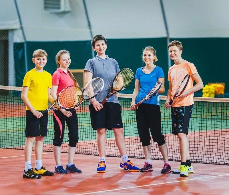 Парк малыш Одинцово теннис. Теннис дети. Большой теннис подростки. Большой теннис секция для детей.