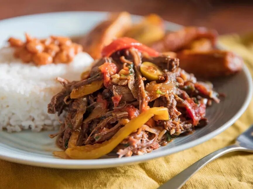 Кубинские блюда. Ропа Вьеха. Ropa vieja | Ропа Вьеха. Ропа Вьеха кубинское блюдо. Ropa vieja блюдо.