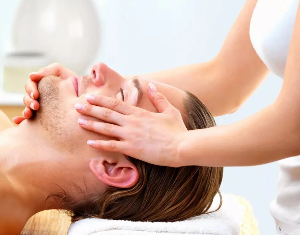 Massage surprised. Массаж картинки. Massage surprised. Релаксирующий массаж головы. Massage surprised.