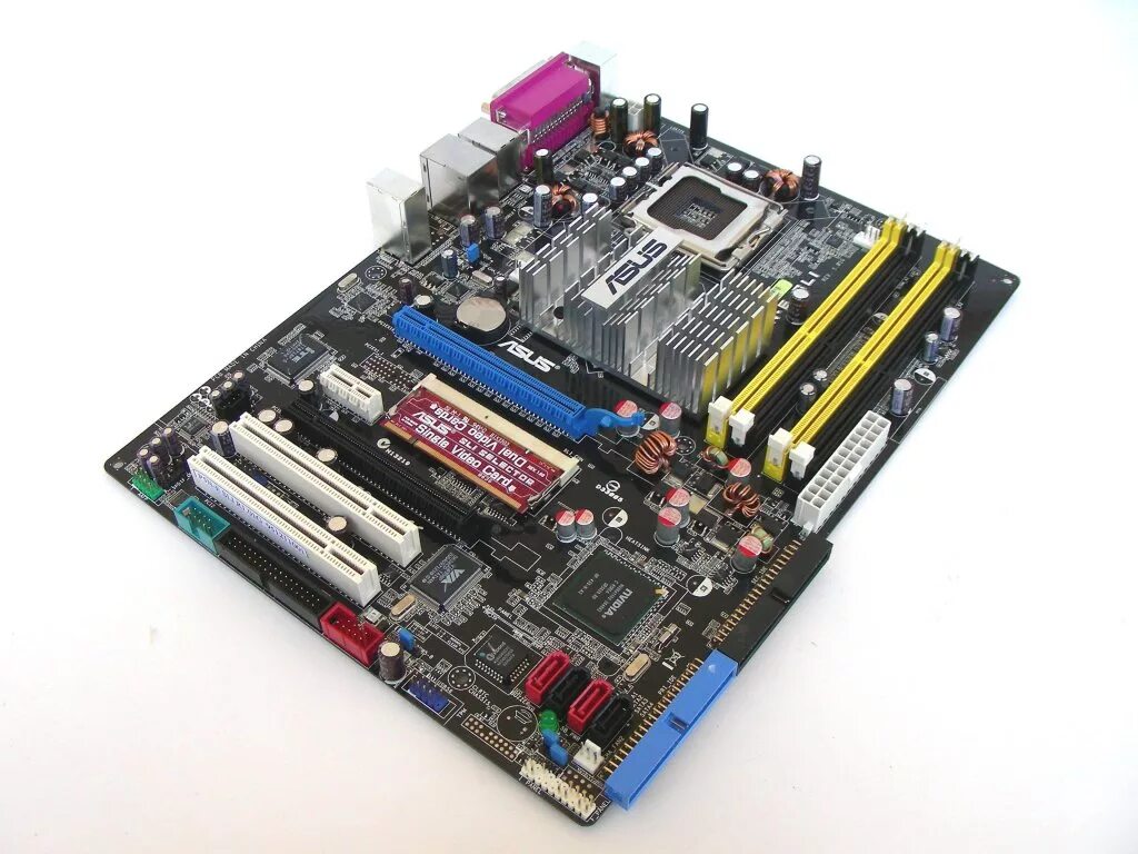 P 5 21. ASUS p5n-e SLI. Материнская плата ASUS p5n-e SLI. P5n e SLI процессоры. ASUS p5b Deluxe.